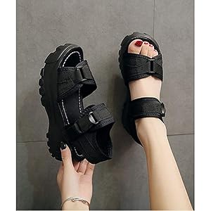 数回のみ着用 CHANEL ブラック スポーツ サンダル ベルクロ 38 数回のみ着用 CHANEL ブラック スポーツ サンダル ベルクロ 38